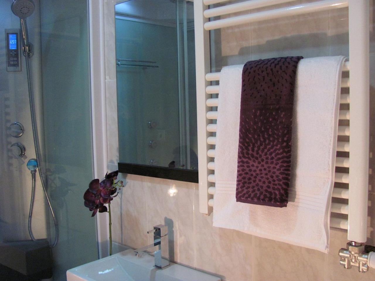 Brustar Gotic-Centric Hotel Barcelona Bagian luar foto
