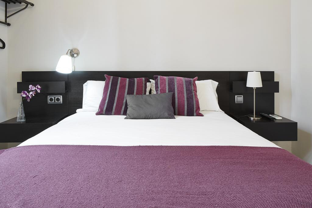 Brustar Gotic-Centric Hotel Barcelona Bagian luar foto